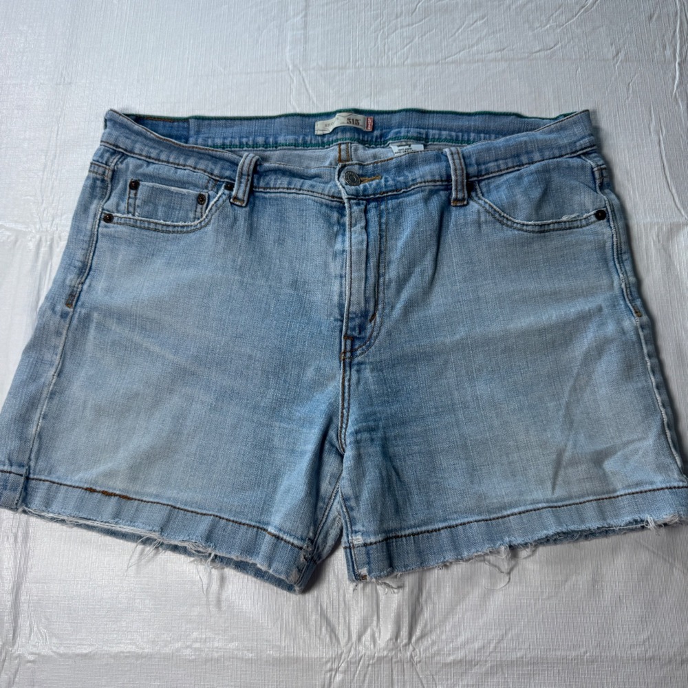Levis 515 Light Wash Denim Jean Shorts Womens 14 Blue Frayed Hem‎ Stretch